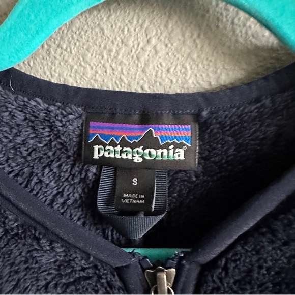 Patagonia Navy Fuzzy Fleece Quarter Zip Sweatshirt Small - Picture 2 of 12
